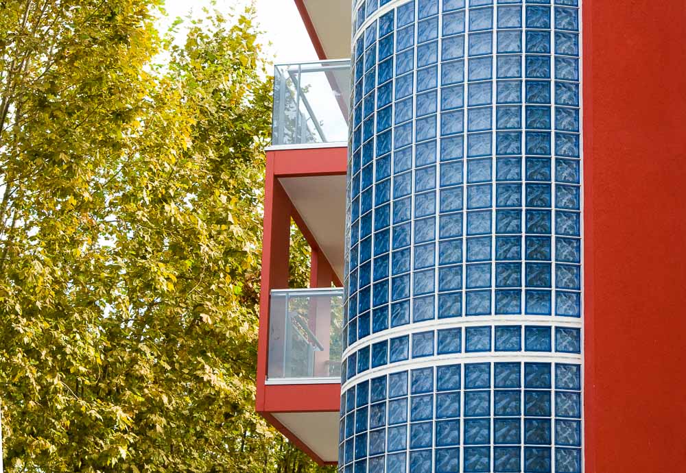 Outside Curved Glass Block Wall - 1919/8 Blue - Wave Pattern